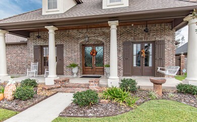 101 Lefleur front porch