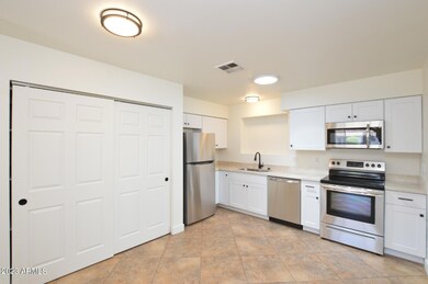 817 E Glade Ave, Mesa, AZ 85204 - photo 2