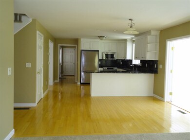 47 Annand Dr, Milford, NH 03055 - photo 7