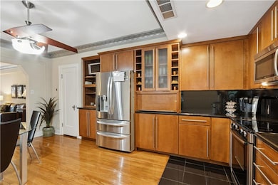 807 W 48th St unit 101, Kansas City, MO 64112 - photo 7