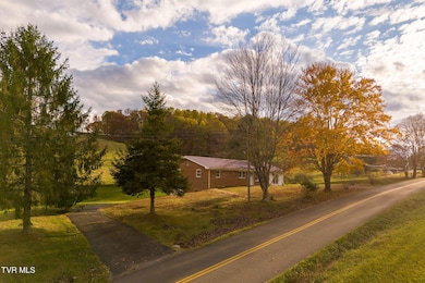 24850 Walden Rd, Abingdon, VA 24210 - photo 2