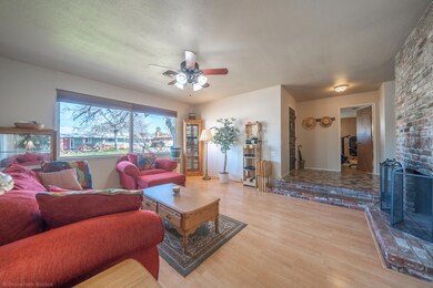 2863 Squire Ave, Redding, CA 96002 - photo 5