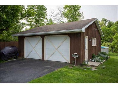 Parking Lot/Garage
