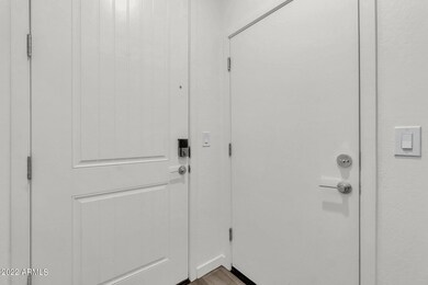 6-web-or-mls-1824-e-bridgeport-pkwy-unit