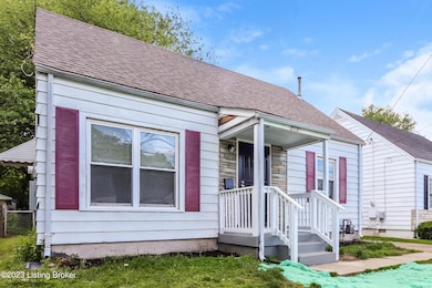 2112 Mccloskey Ave, Louisville, KY 40210 - photo 3