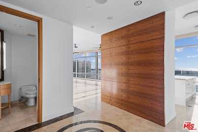 165 6th Ave unit 2803, San Diego, CA 92101 - photo 6