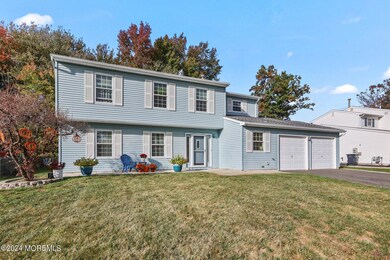 14 Cherry Bend Dr, Howell, NJ 07731 - photo 2