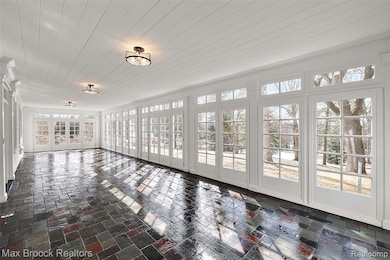 1200 Orchard Ridge Rd, Bloomfield Hills, MI 48304 - photo 2