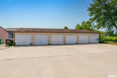 2029 E 38th Street Place, Davenport, IA 52807 - photo 2