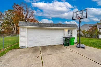 29800 Robert St, Wickliffe, OH 44092 - photo 7