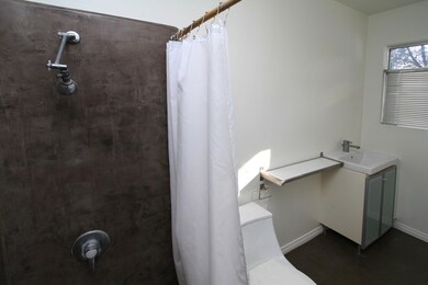 Master bedroom bathroom