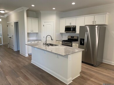 7145 Kenilworth Crossing Ave, Baton Rouge, LA 70820 - photo 2