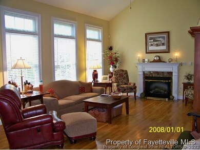 102 Highgrove Ct, Fayetteville, NC 28303 - photo 6