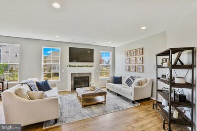 18332 Lakerun Place, Round Hill, VA 20141 - photo 4