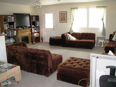 5800 Radcliff Dr, Anchorage, AK 99504 - photo 2