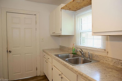 2214 Walker Ave, Greensboro, NC 27403 - photo 6