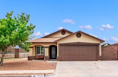 14213 Desert Stone Dr, Horizon City, TX 79928 - photo 2