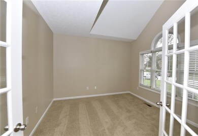 11876 Weathered Edge Dr, Fishers, IN 46037 - photo 5