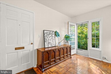 1560 Mount Eagle Place unit 963, Alexandria, VA 22302 - photo 3