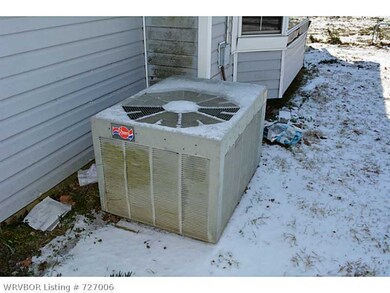 230 W 4th St, Mulberry, AR 72947 - photo 5