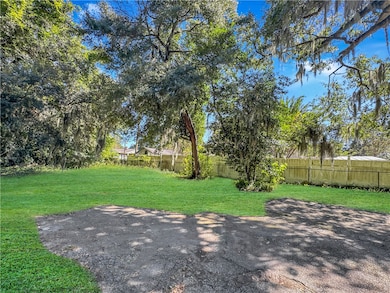 1918 E 63rd St, Savannah, GA 31404 - photo 5