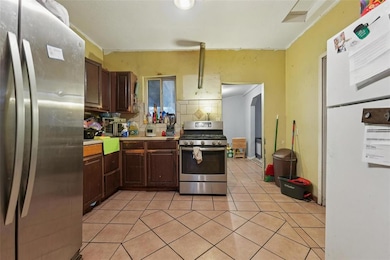 905 Shaw St, Des Moines, IA 50309 - photo 6