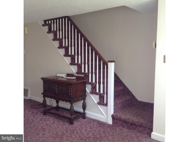 12 Ashbourne Rd, Darby, PA 19023 - photo 3