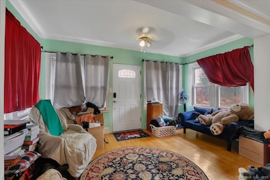 72 Saint Charles St, West Hartford, CT 06119 - photo 3