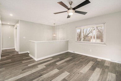 007__W 2684 Moundcrest St-005