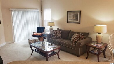 LIVING ROOM/FAMILY ROOM