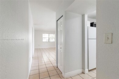 Village Homes and Condos unit 201, Palmetto Bay, FL 33157 - photo 2