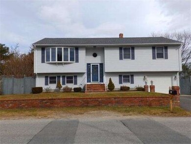 6 Homer St, North Dartmouth, MA 02747 - photo 2
