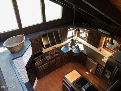 210 Broadmoor Dr, Hawley, PA 18428 - photo 7