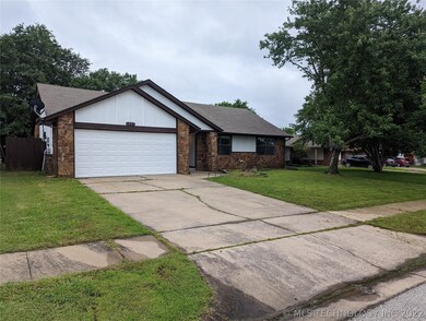 1807 W Laredo Place, Broken Arrow, OK 74012 - photo 2