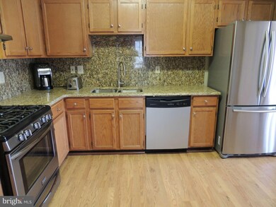 4017 Chetham Way unit 20-209, Woodbridge, VA 22192 - photo 5