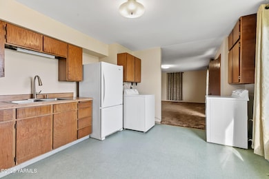 2608 S 16th Ave, Yakima, WA 98903 - photo 6
