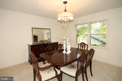 9201 Alyssum Way, Annandale, VA 22003 - photo 7