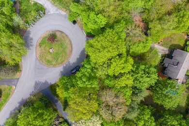 11 Quincy Dr, Derry, NH 03038 - photo 4