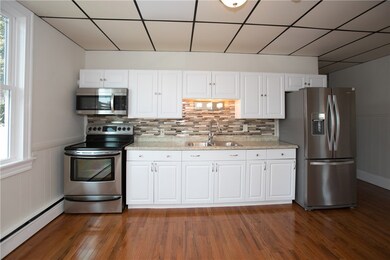 38 Lawrence St, Pawtucket, RI 02860 - photo 4