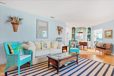 1336 Benjamin Franklin Dr unit F2, Sarasota, FL 34236 - photo 6