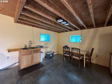 0 Eastside Ln unit 24147508, John Day, OR 97845 - photo 6