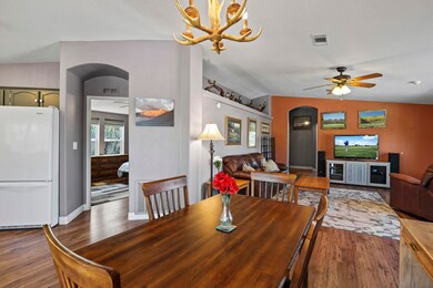 Dining Room (3)