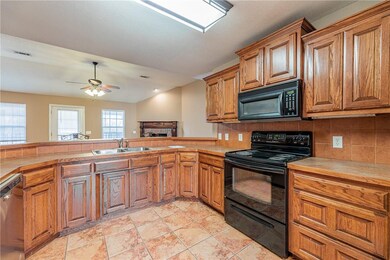 10 Salisbury Cir, Bella Vista, AR 72714 - photo 5