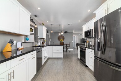 Gourmet Kitchen