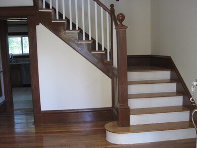 526 Norfolk St, Mattapan, MA 02126 - photo 7