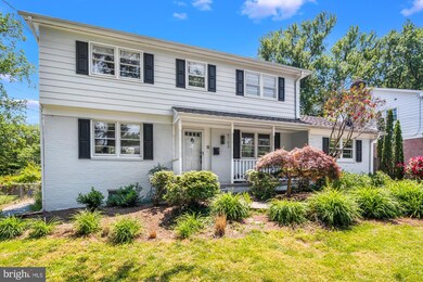 6703 Moly Dr, Falls Church, VA 22046 - photo 2