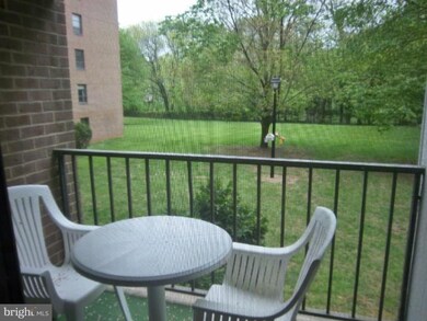 Elmont Condominium unit 111, Baltimore, MD 21215 - photo 5