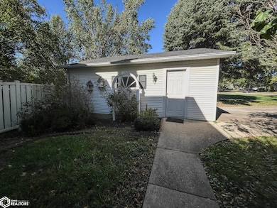 116 N 3rd Ave, Villisca, IA 50864 - photo 7