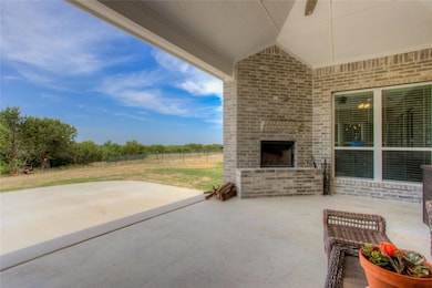 1120 Stagecoach Ranch Dr, Weatherford, TX 76085 - photo 6