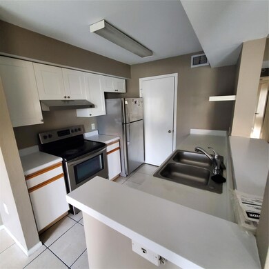 unlisted-address, Oakland Park, FL 33309 - photo 2